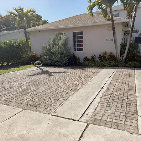 Cozy Miami Villa Near Coconut Grove And The University Of Miami Exterior photo